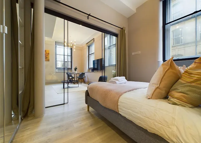 Luxury Stunning 2Bedroom City Centre