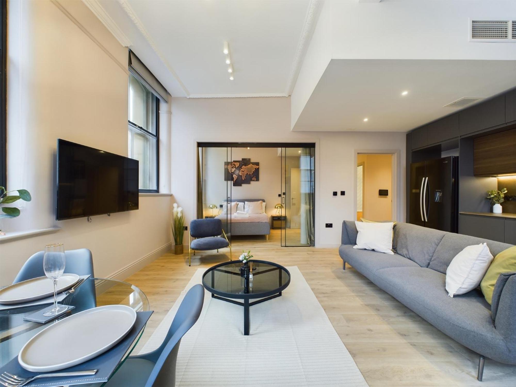 Luxury Stunning 2bedroom Centre Apartment *